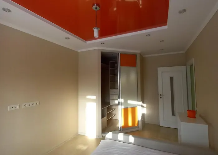 2 кімнатна біля стрийського парку, уку, близько центру Lägenhet