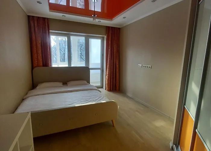 2 кімнатна біля стрийського парку, уку, близько центру Апартаменты *