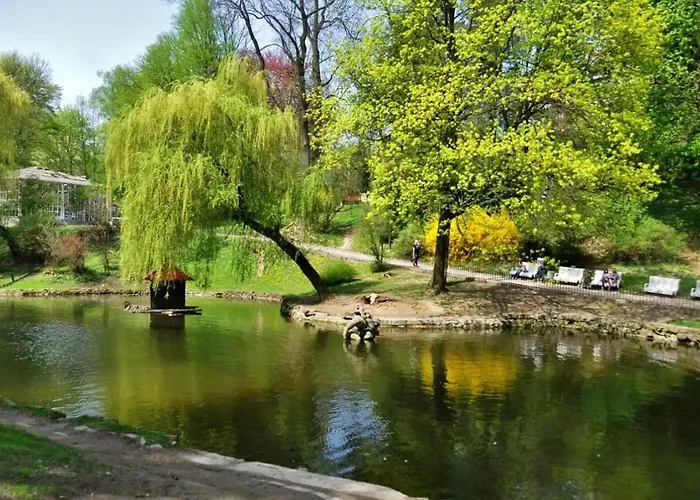 2 кімнатна біля стрийського парку, уку, близько центру Апартаменты *